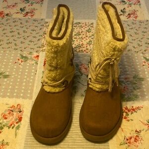 Makalu women’s boots